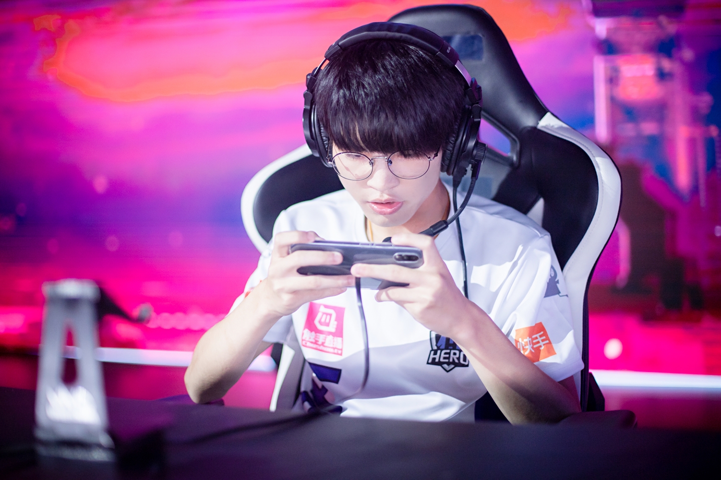 宝藏男孩Hero.柠栀：我可以冷面张扬，我也可以知善存恩