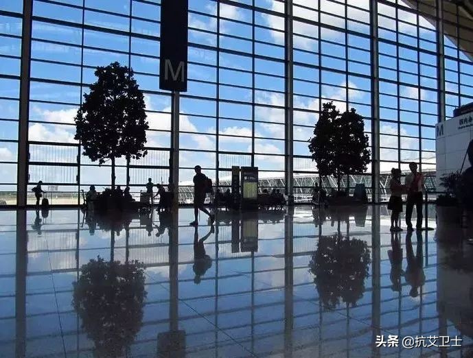 辟谣!HIV感染者在异地可以领取免费药物吗?