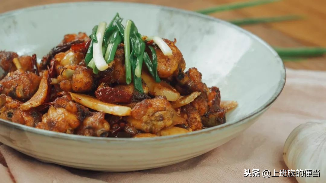 炒鸡最好吃的做法,香气扑鼻,真想赶紧学做!