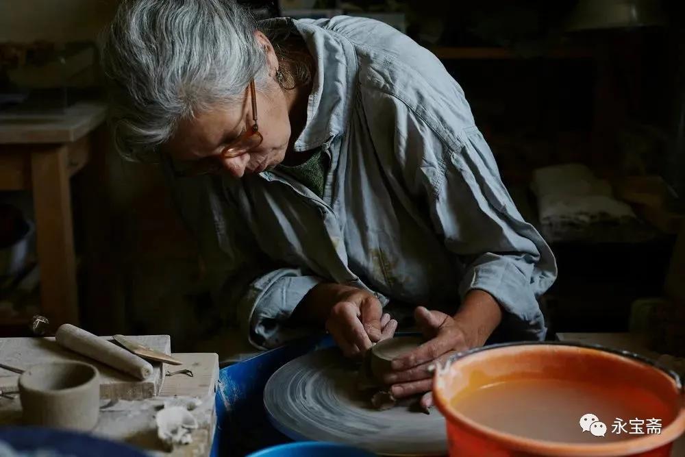 清乾隆斗彩凤纹罐,明代斗彩纯绿龙纹罐