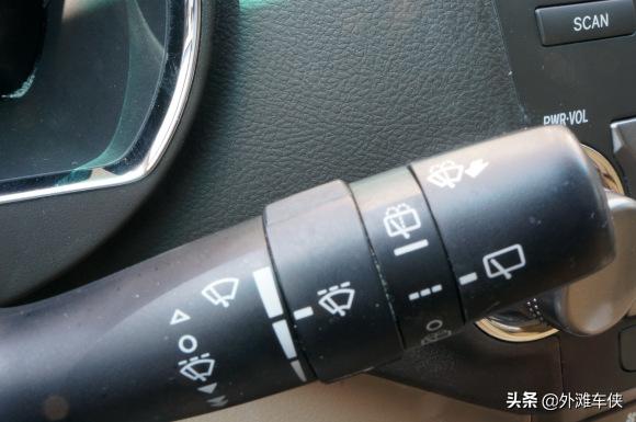 19款丰田汉兰达2.0t四驱尊贵7座,试驾2010款丰田汉兰达