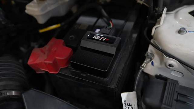 吉普自由光2.0t变速箱油,吉普自由光2.0t动力