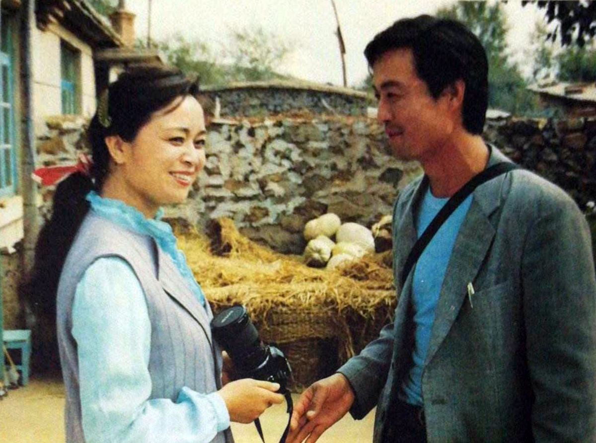 电视剧篱笆女人和狗哪年拍摄的,篱笆女人和狗最老的演员