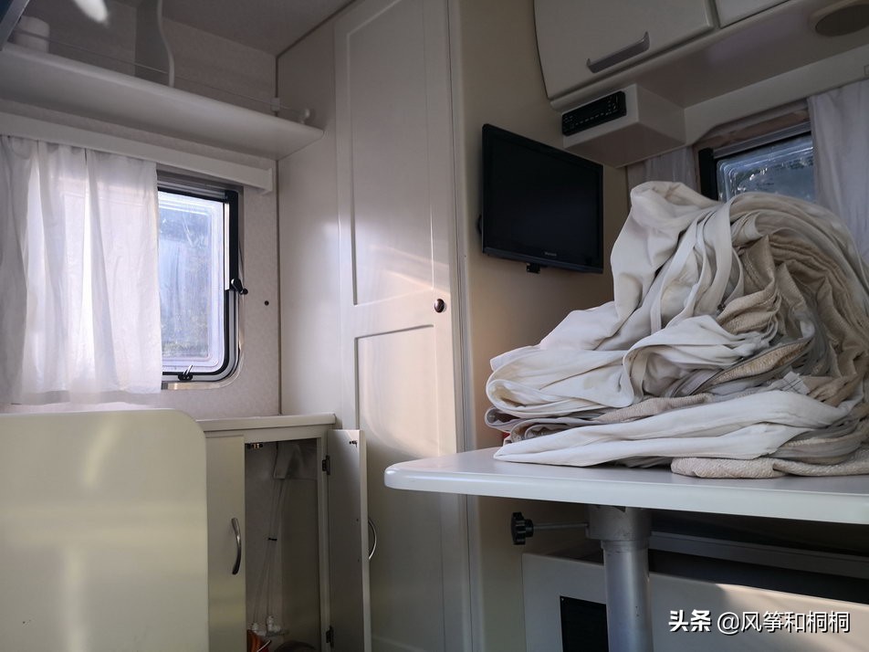 开房车自驾游的生活,老婆当专职司机