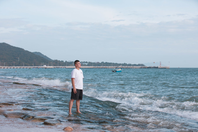 我最喜欢的地方海南三亚,三亚早晨的海滩