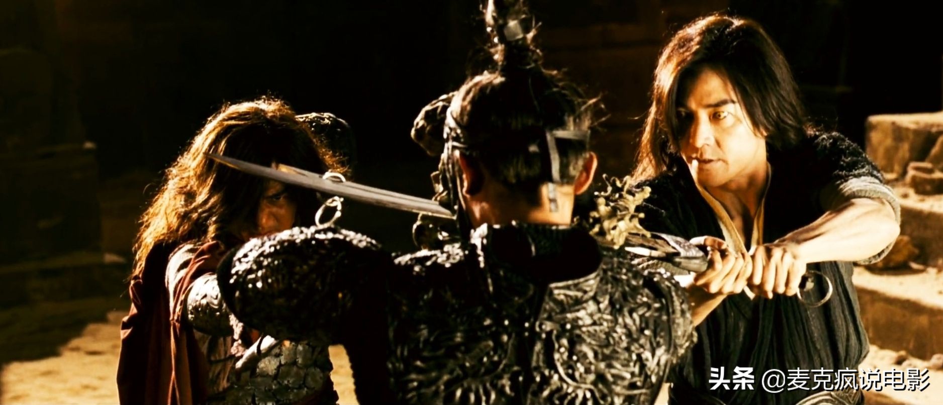 11年前,《风云》换了导演拍续集,特效没得说,就是故事一团糟