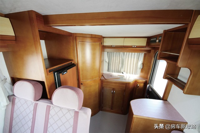 日产nv200房车的改造,日产nv200房车改装案例