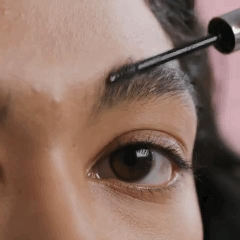 全网爆火彩妆,supreme粉底液