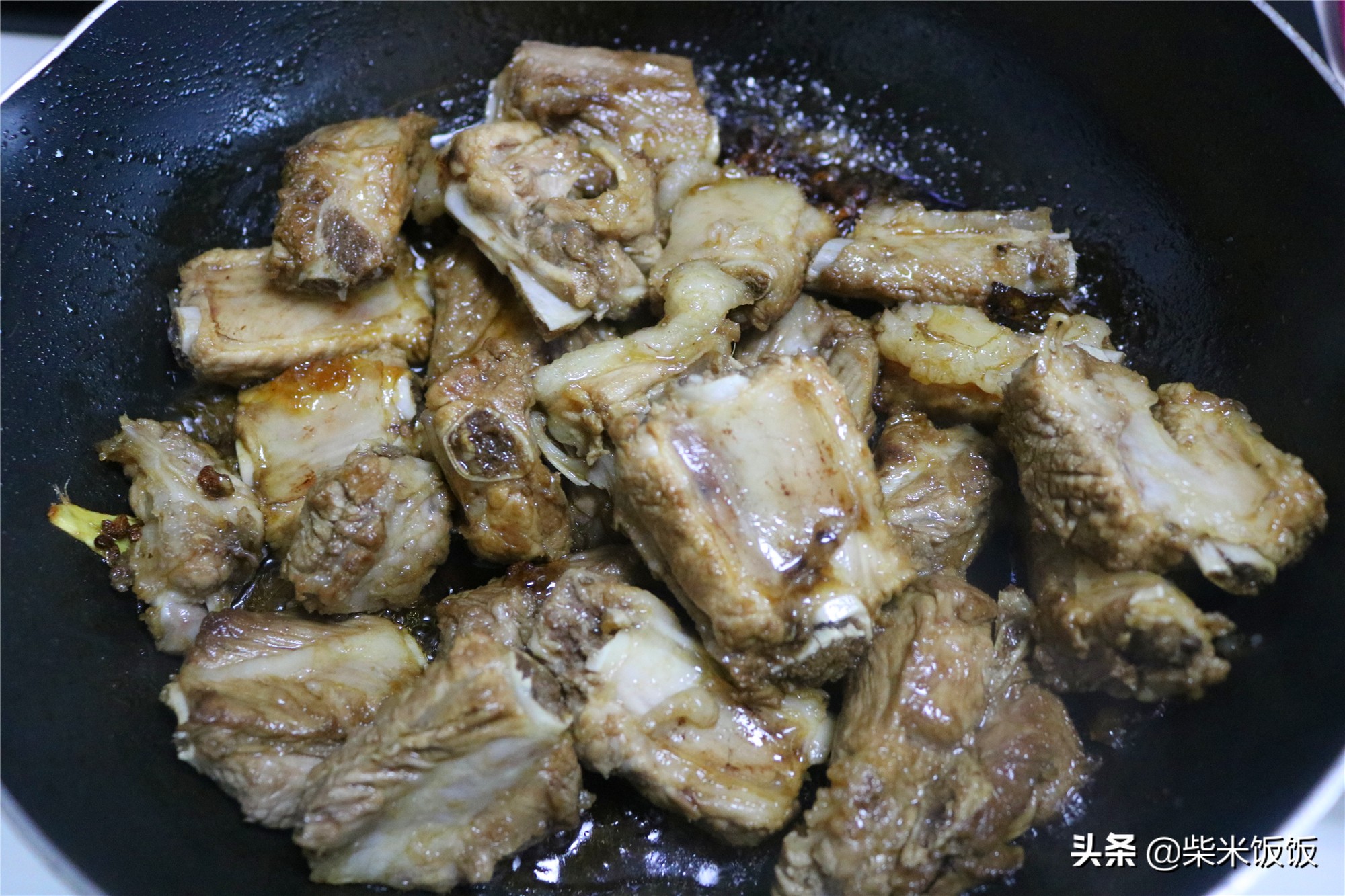 怎样做自制焖锅菜,分享农家一锅焖的做法