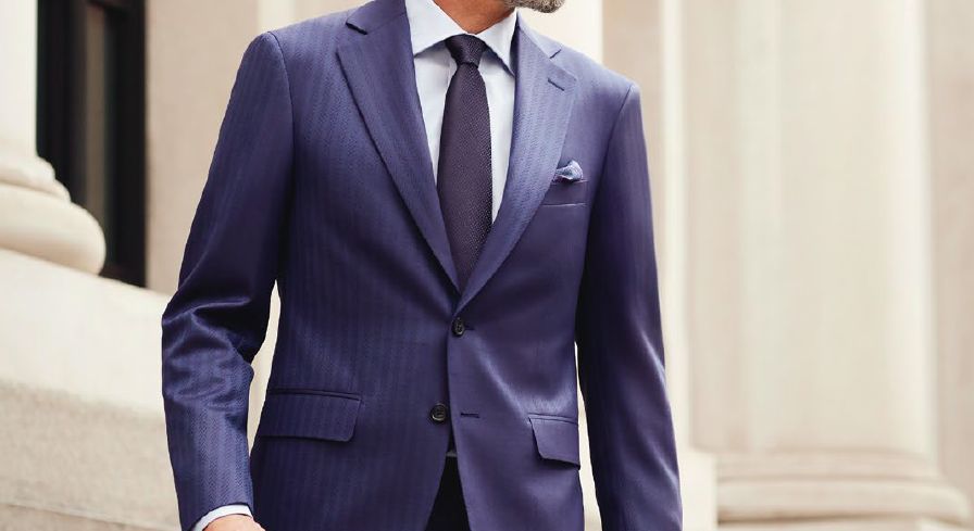 秋冬西服的品质感一半体现在面料