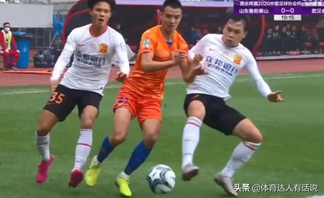 点球吹出来重新判对面点球,鲁能足协杯次回合进球