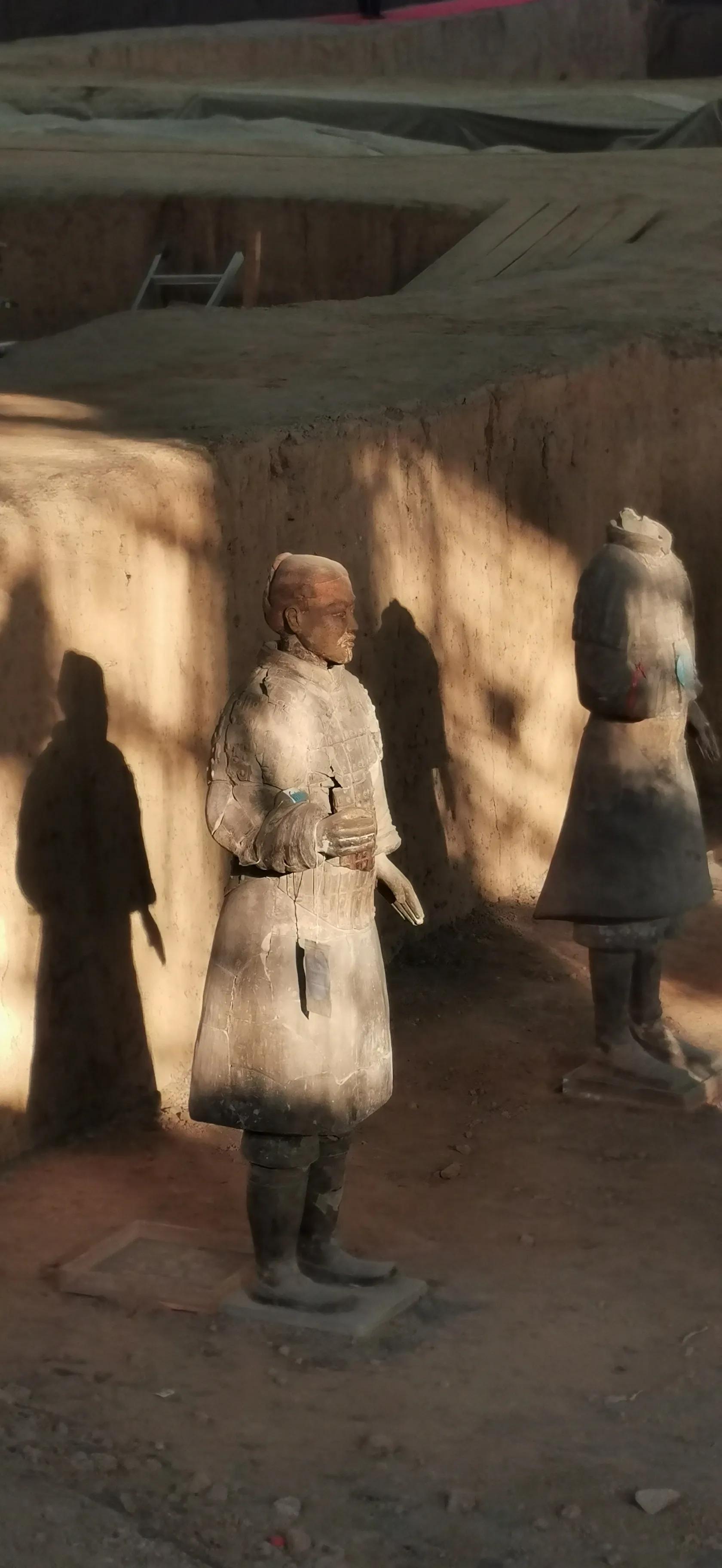 秦始皇陵兵马俑现场有讲解吗,秦始皇陵兵马俑的所在地