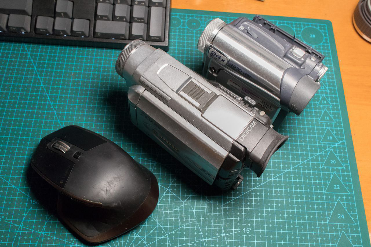 老款磁带dv摄像机工作原理,手持dv磁带摄像机