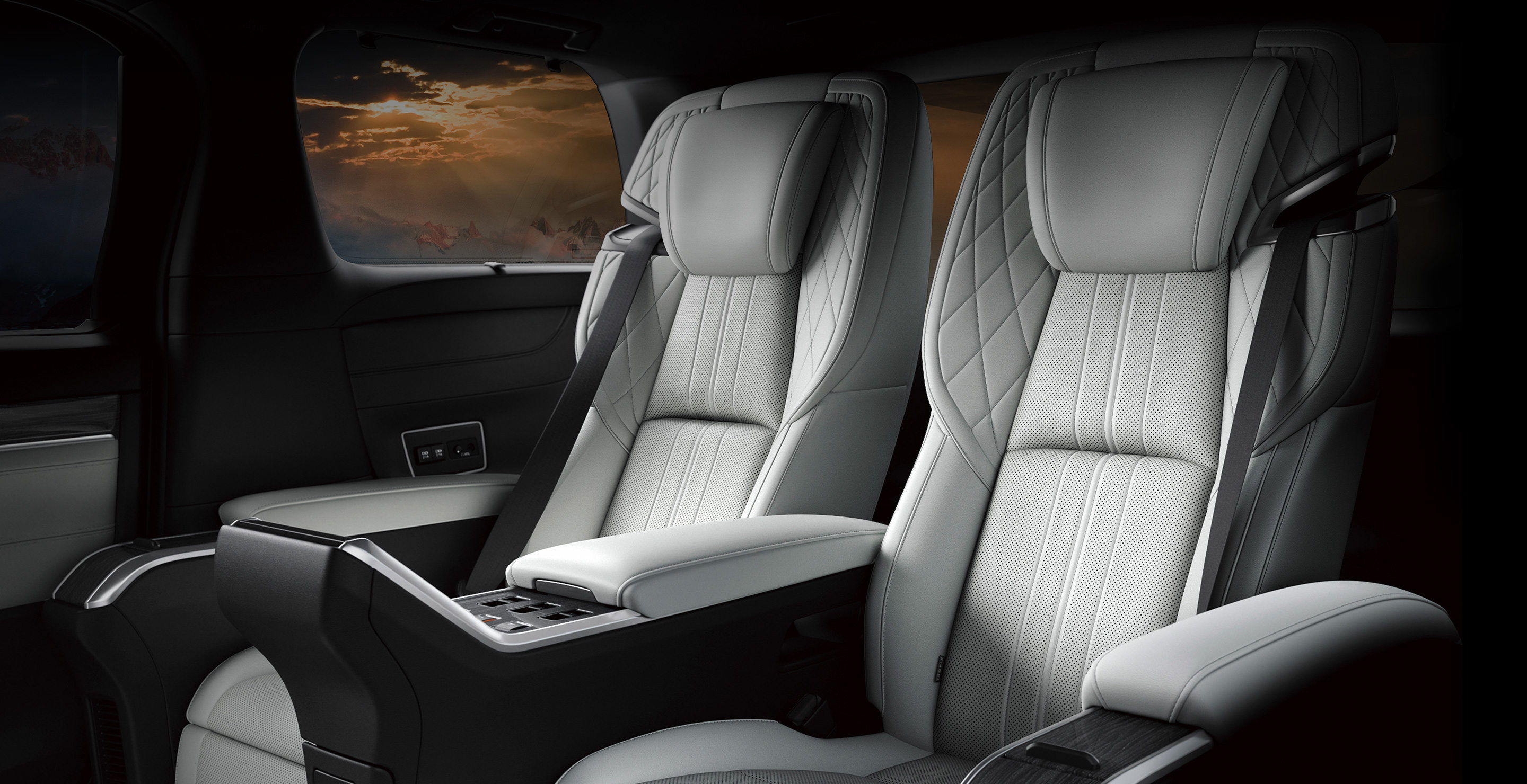 加价到几许？买雷克萨斯LM真是人傻钱多吗？