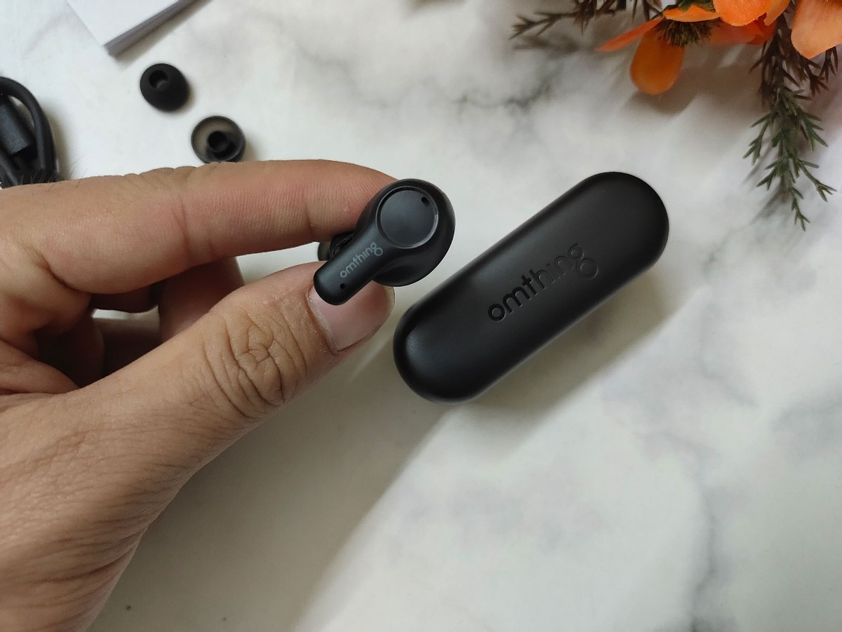 低延迟降噪tws蓝牙耳机音质评测,omthingairfree蓝牙耳机测评