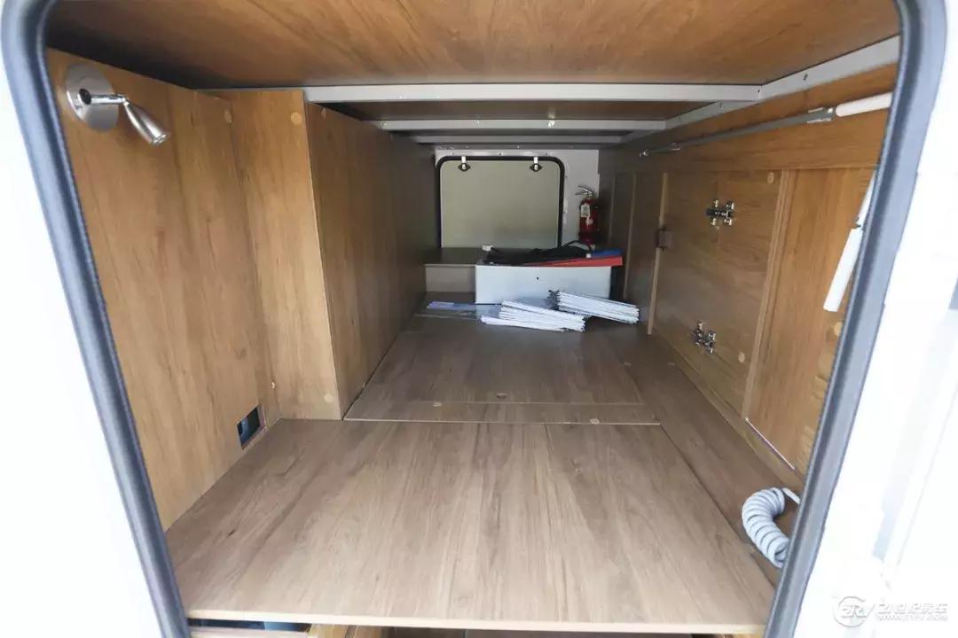 最便宜的c型依维柯自动挡房车,最便宜的依维柯自动挡c型房车