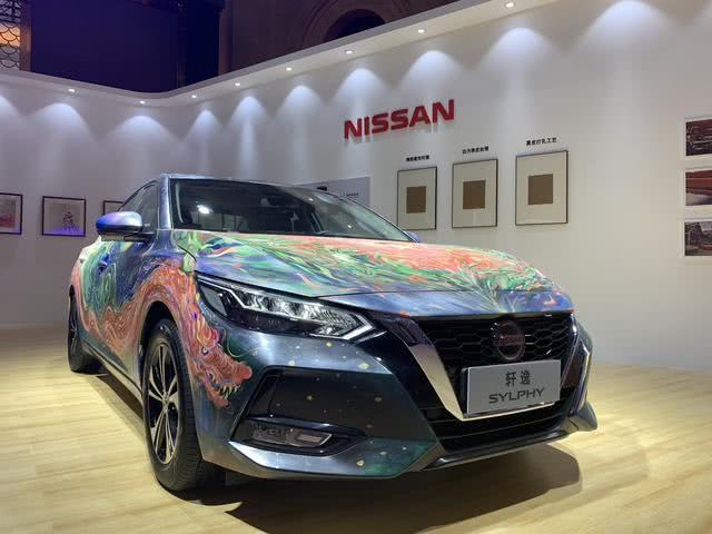 轩逸·海豚剧场开幕,东风日产携手长隆海洋王国打造#幸福假期