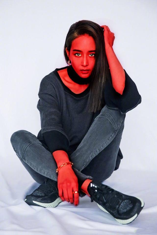 张钧甯回复岳云鹏说不红,张钧甯高智商回应岳云鹏