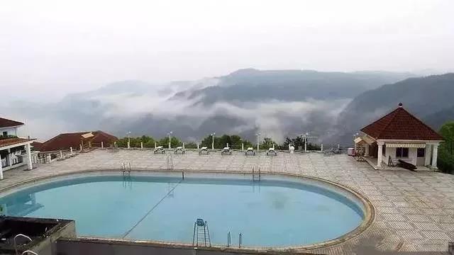 去泡温泉下雨,冬天下雨适合泡温泉吗