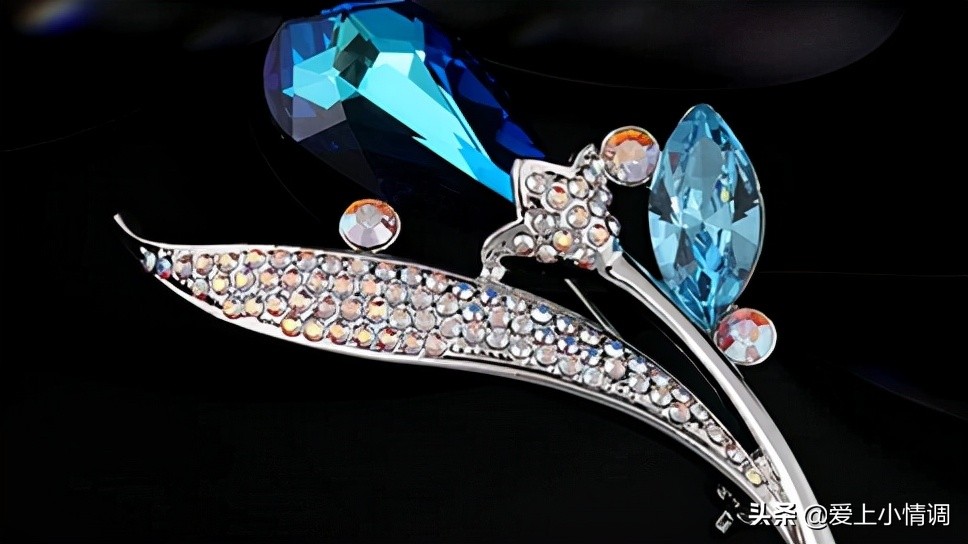 施华洛世奇水晶胸针高档上档次,施华洛世奇胸针2000元左右