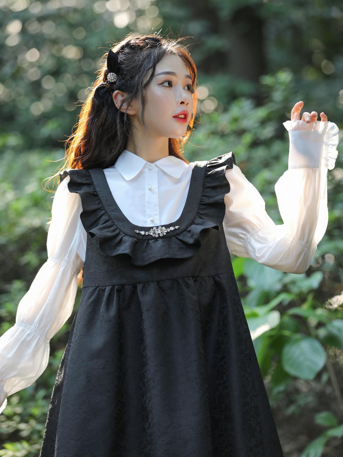 从新人到天猫服饰一姐仅用2年，她的奇葩经历把李佳琦都撼动了