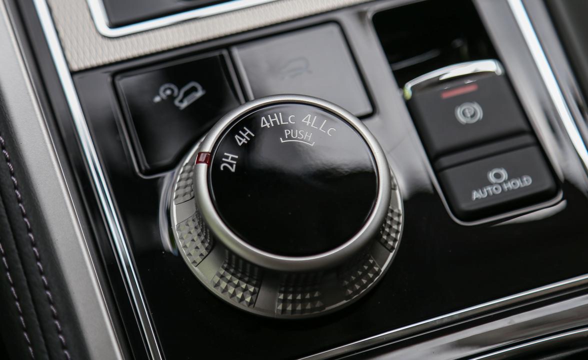 进口2022三菱帕杰罗劲畅四驱越野,三菱帕杰罗劲畅13万左右