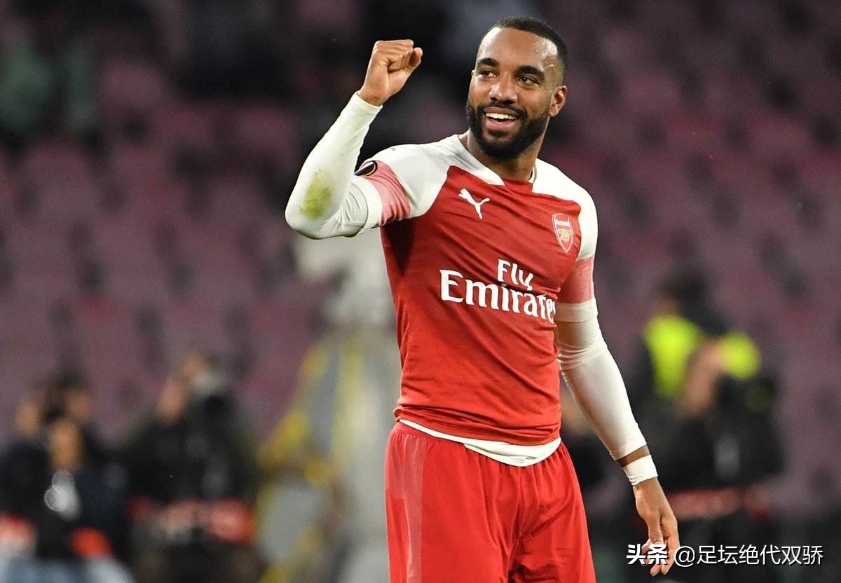 足坛十大中锋哈兰德,莱万苏牙谁更强