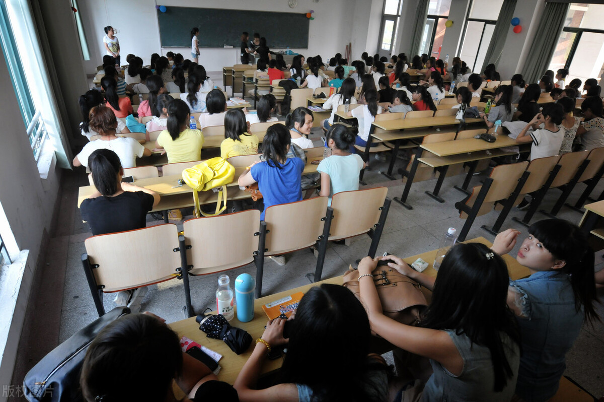 学生眼中的优秀英语老师,什么样的英语老师最受欢迎