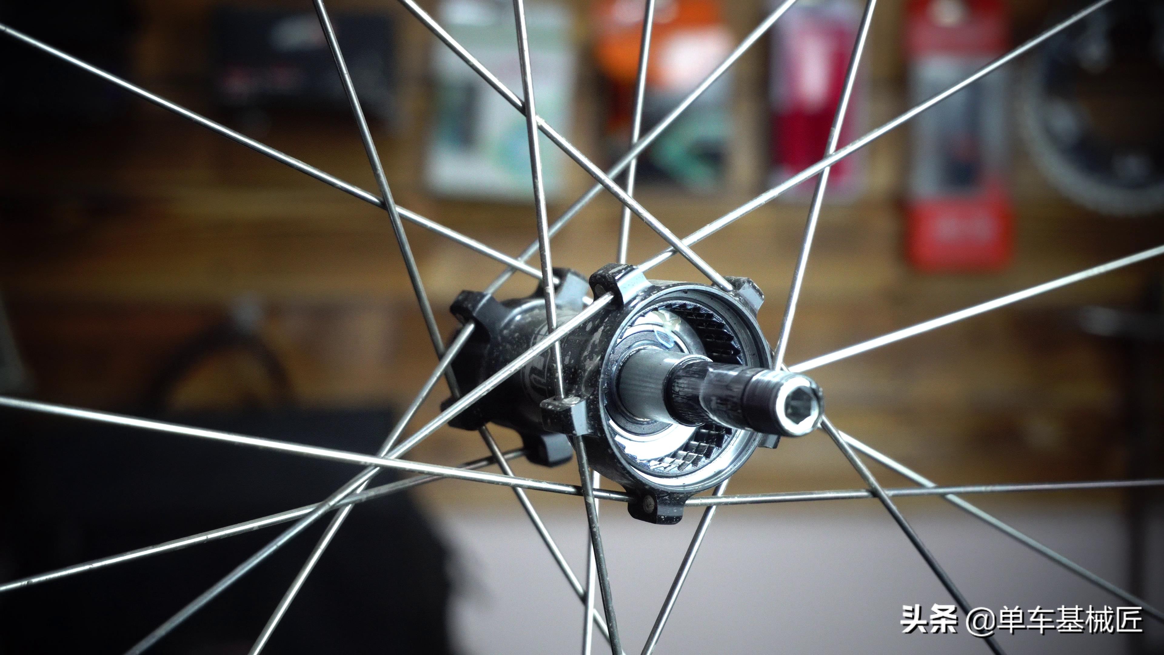 单车基械匠:Mavic轮组花鼓的拆卸,保养,轴承更换三合一教程