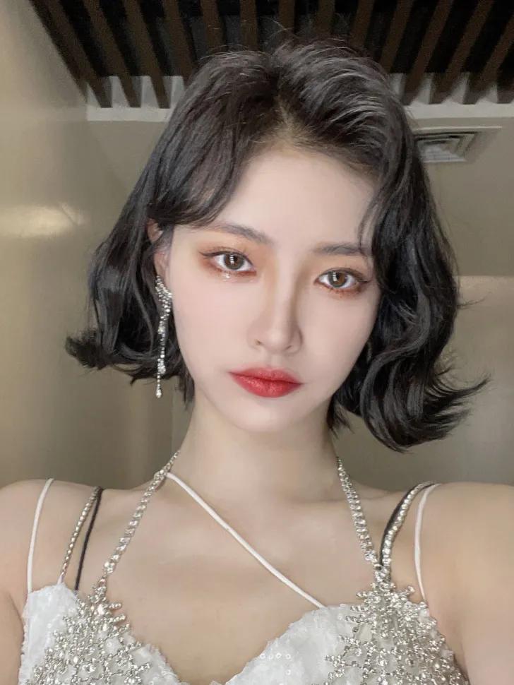 你的脸型适合什么化妆风格,你是什么脸型就化什么妆