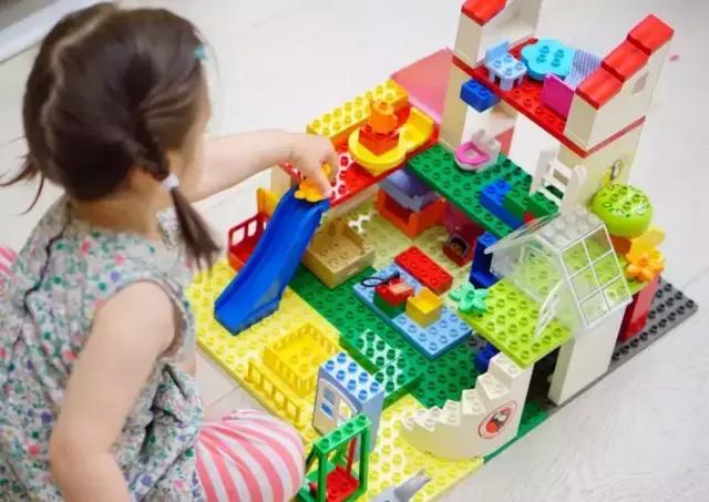 携手乐博士(中国)助力陕西人工智能教育