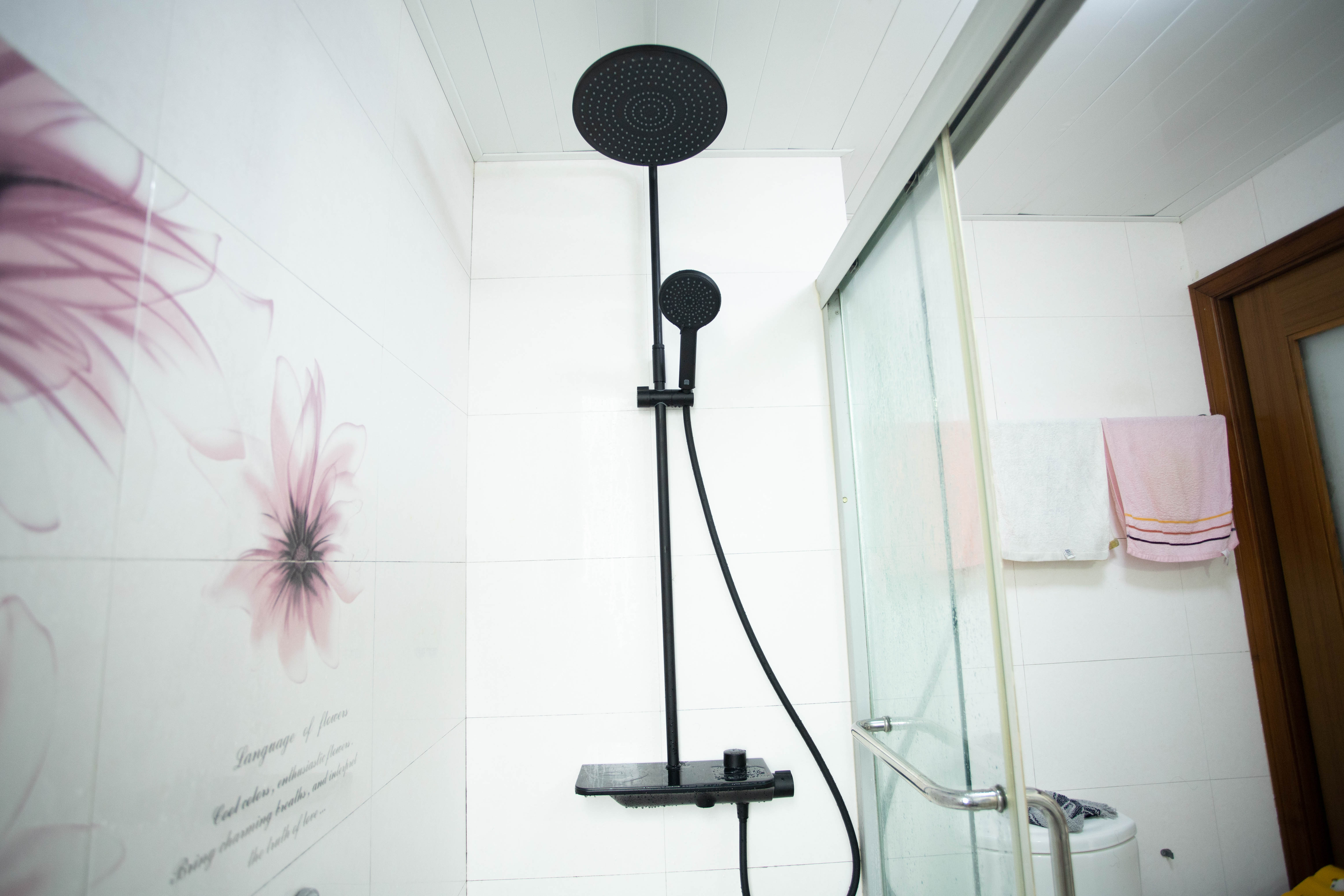 大白霸王灰淋浴花洒测评,大白皓月淋浴花洒评测