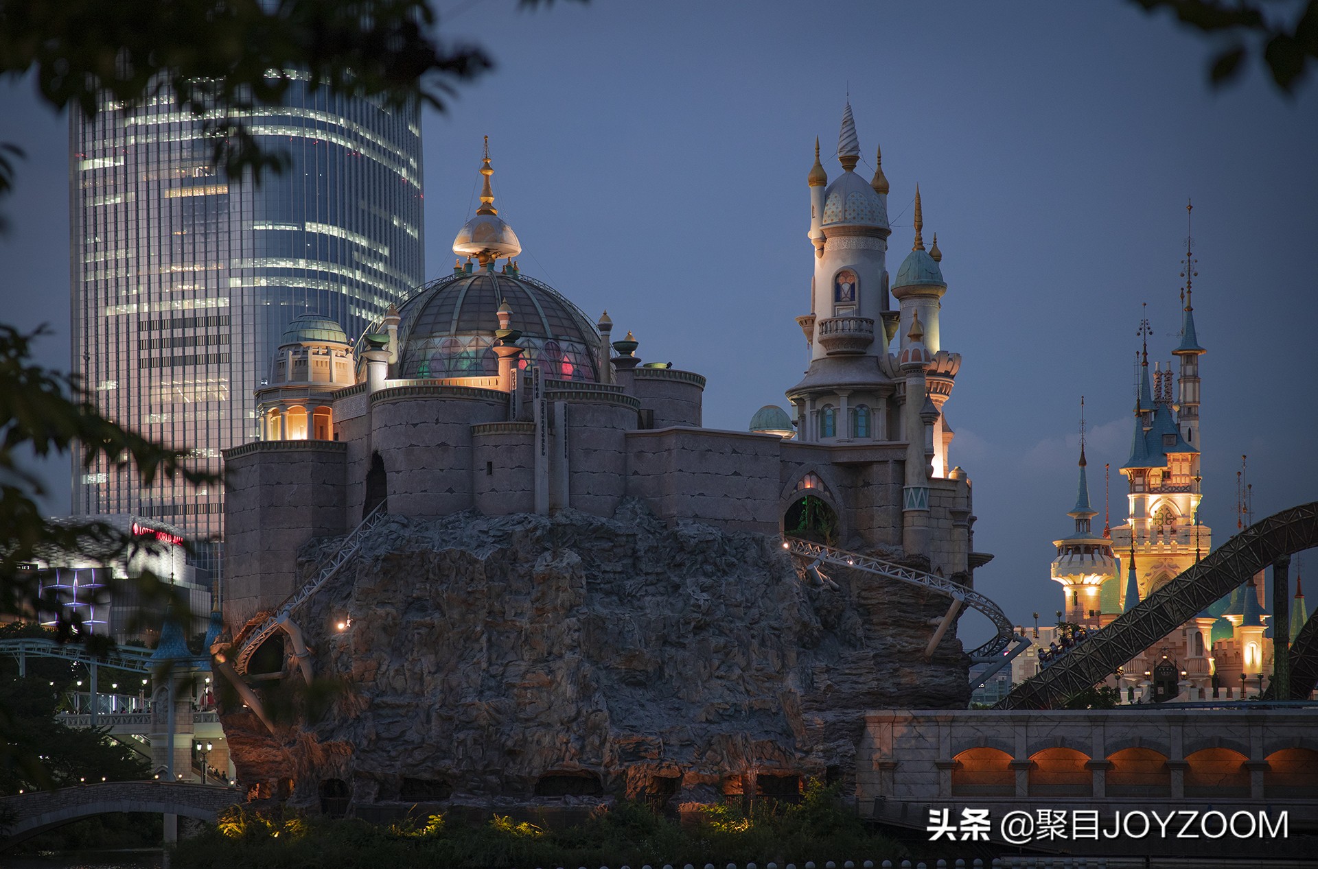 佳能28-70f2.8一代镜头值得购买吗,佳能rf28-70mmf2镜头测评