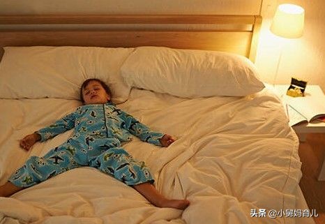 宝宝晚上睡觉生长激素分泌图,儿童白天睡觉分泌生长激素吗