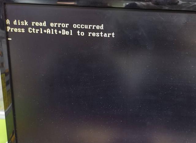 电脑开机出现adiskreaderror,外接硬盘出现adiskreaderror