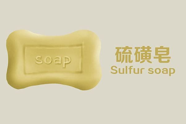 下巴上密密麻麻的小疙瘩是什么,脖子下巴长硬硬的疙瘩怎么回事