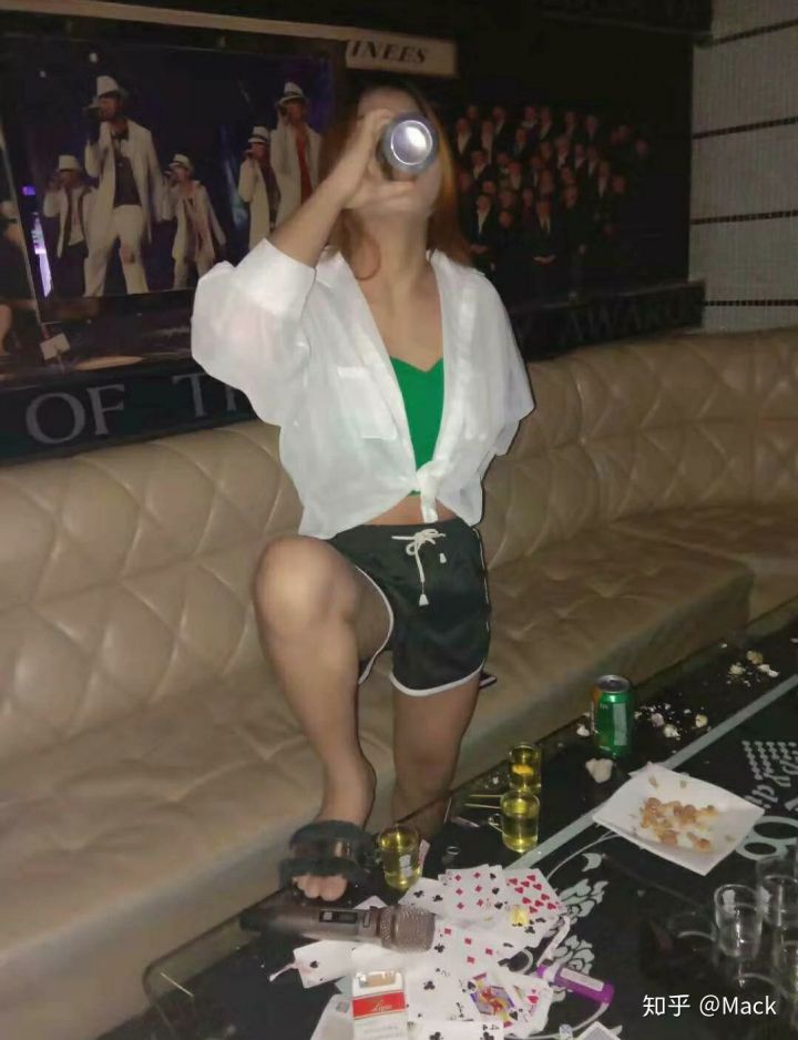 厂妹长得好看和不好看区别,长得好看的厂妹最后都怎么样了