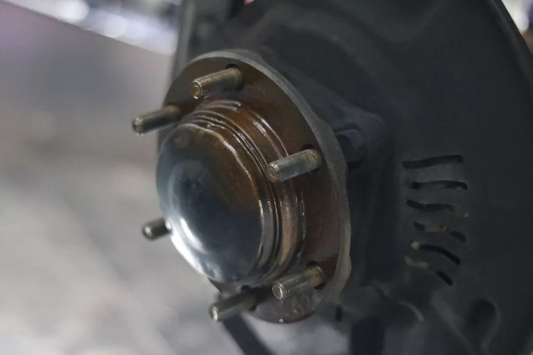 怪兽修车:翻新“残损不堪”的二手霸道LC150,满血复活变新车