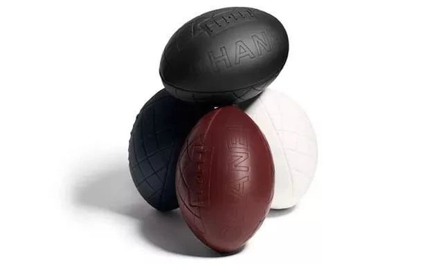 chanel鐪熺毊绡悆,chanel鐞冮瀷