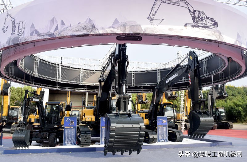 最节能挖机,挖机新型设备