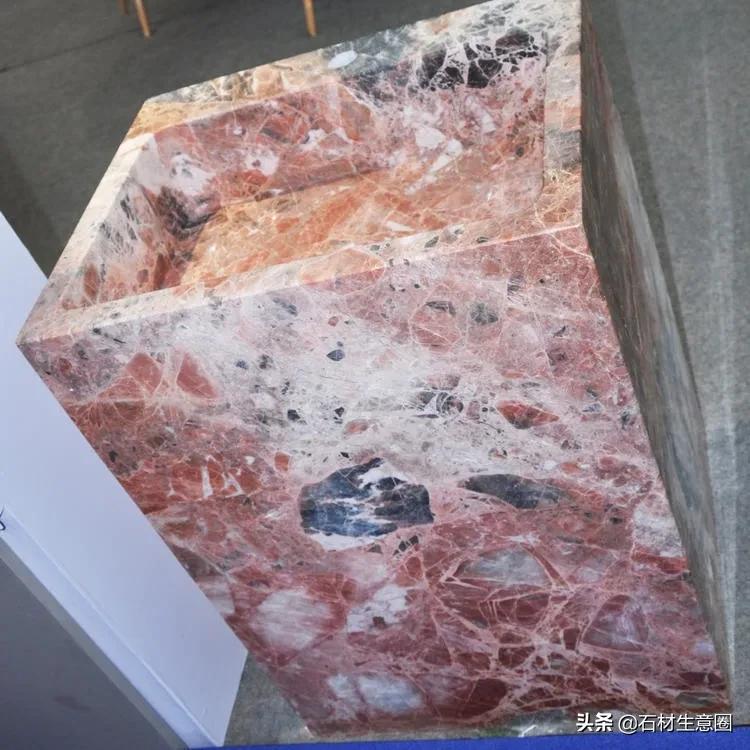 最好看的红色大理石,红色大理石楼梯效果图