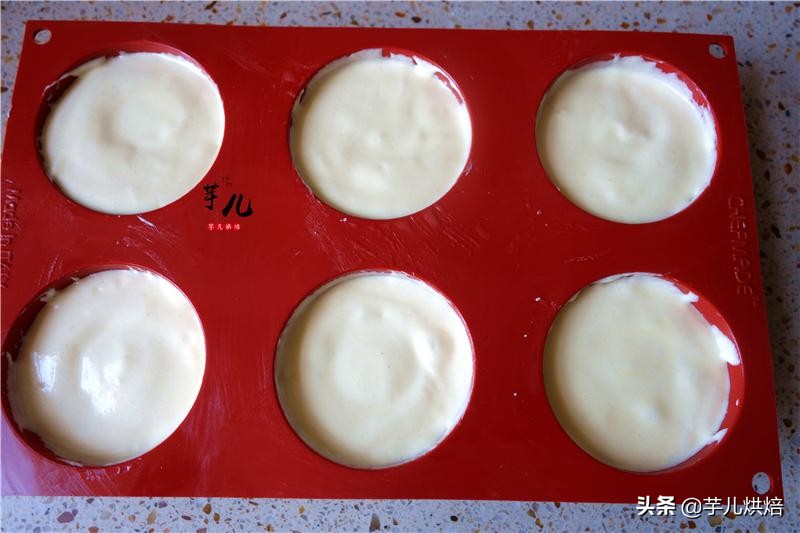 如何做杯子蛋糕好吃,5分钟就可以做好的杯子蛋糕