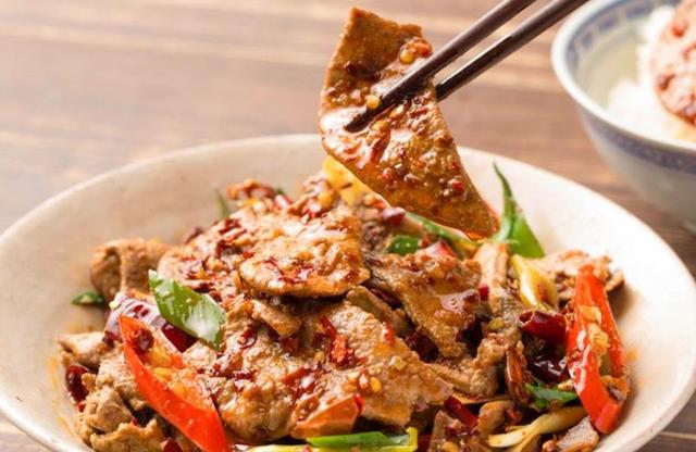 猪肝做熟了为什么吃起来咯吱咯吱,猪肝煮好了边边硬怎么办