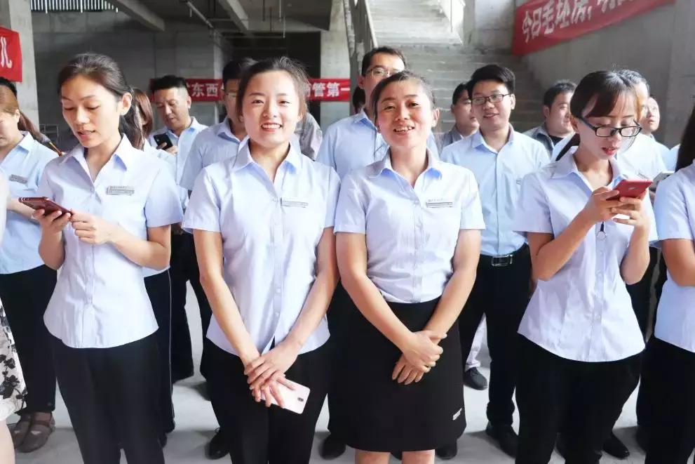 聚当代乐无边二期开业动员大会隆重举行