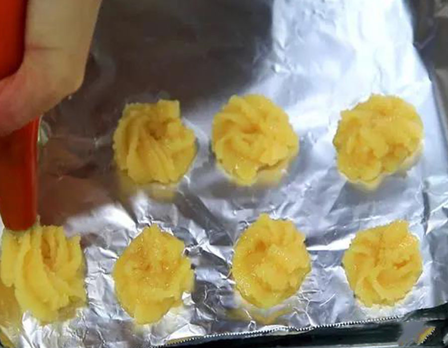 不用鸡蛋不用黄油做曲奇饼干,如何只用面粉鸡蛋做曲奇饼干