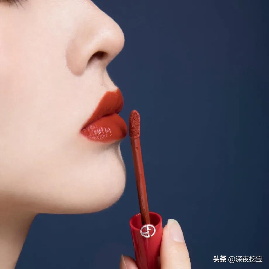 别再追问色号了！2020年最热门的口红都在这