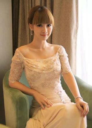 中国十大绝色美女网红图片,全网最漂亮十大美女明星中国