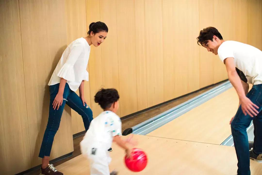 音乐烟花汇演视频,音乐篝火烟花秀