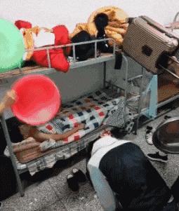 刚从后院挖出来的,大家帮我鉴定一下,我是不是要发财了?