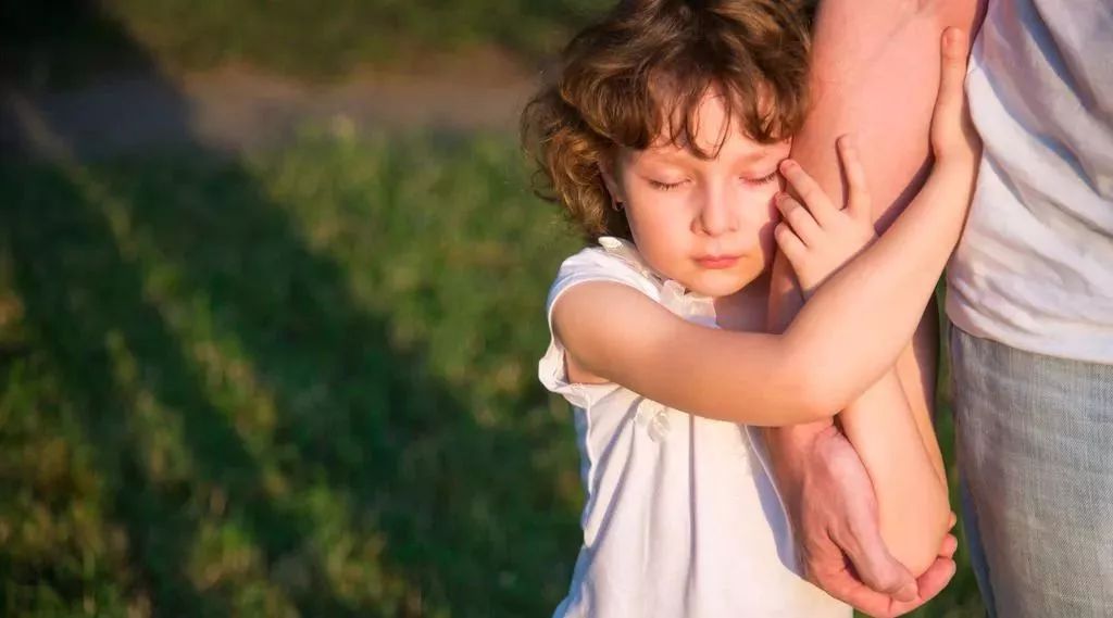 北京出差寄雪给南方的女儿，有趣的爸爸万里挑一